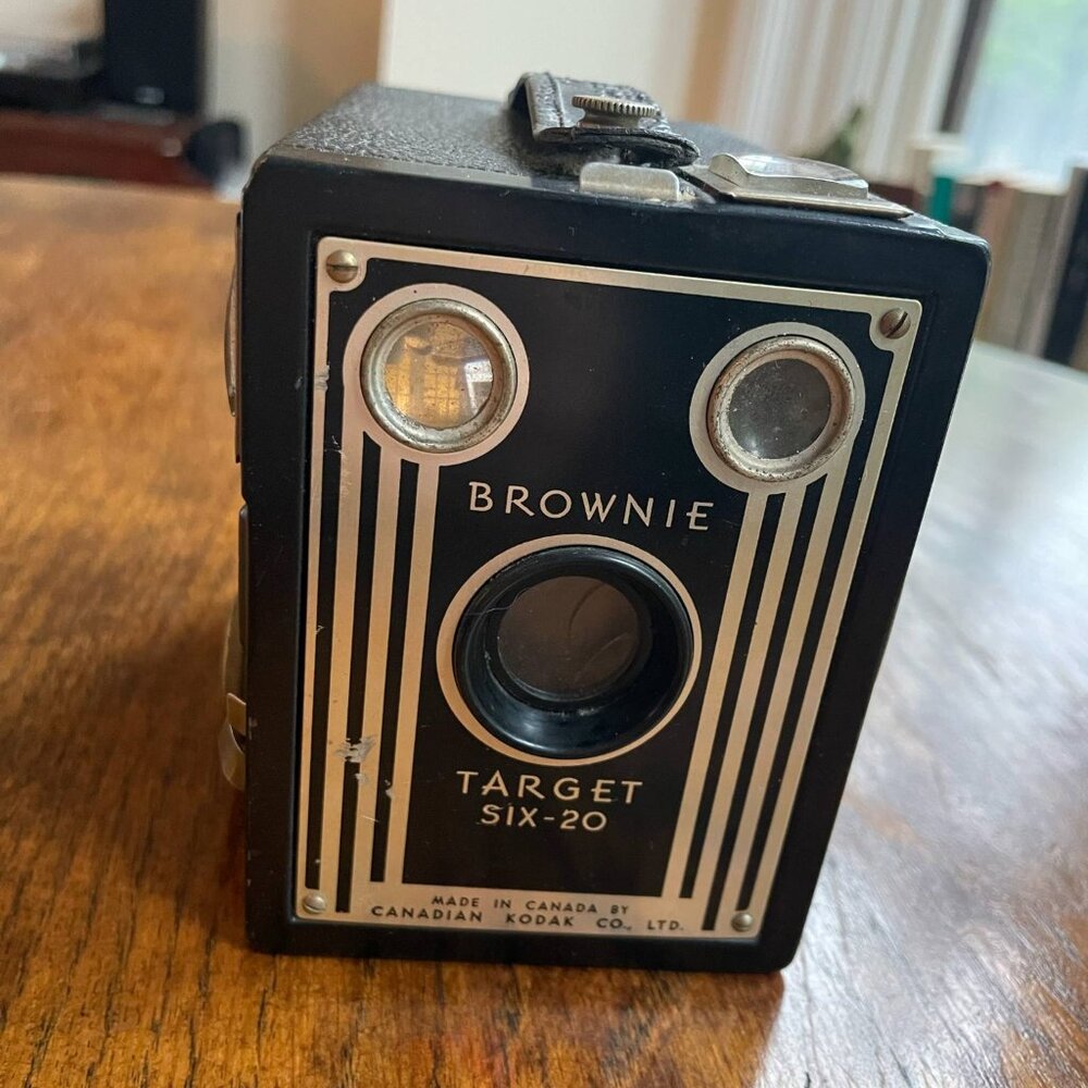 Eastman Kodak Brownie 1941 Camera